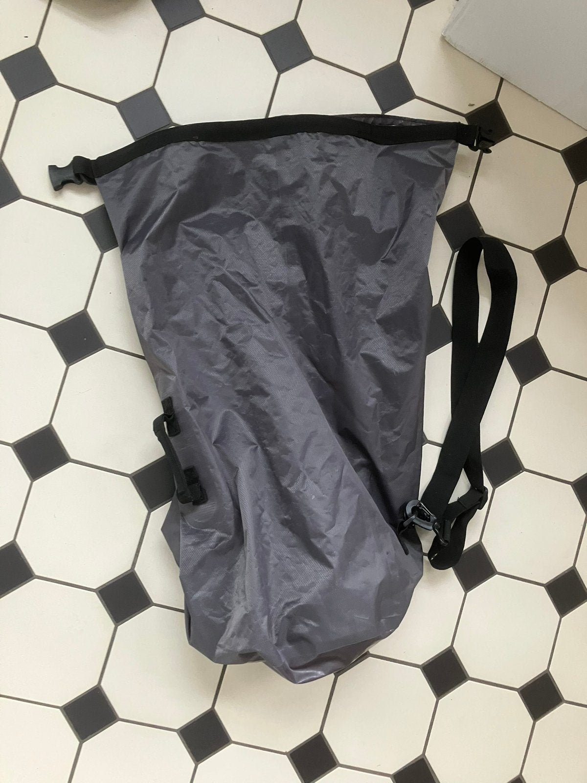 Roltas waterdicht draagzak grijs doorsnede 34cm lang 68cm, 30 cm of meer, Ophalen of Verzenden, Zo goed als nieuw, 60 tot 80 cm