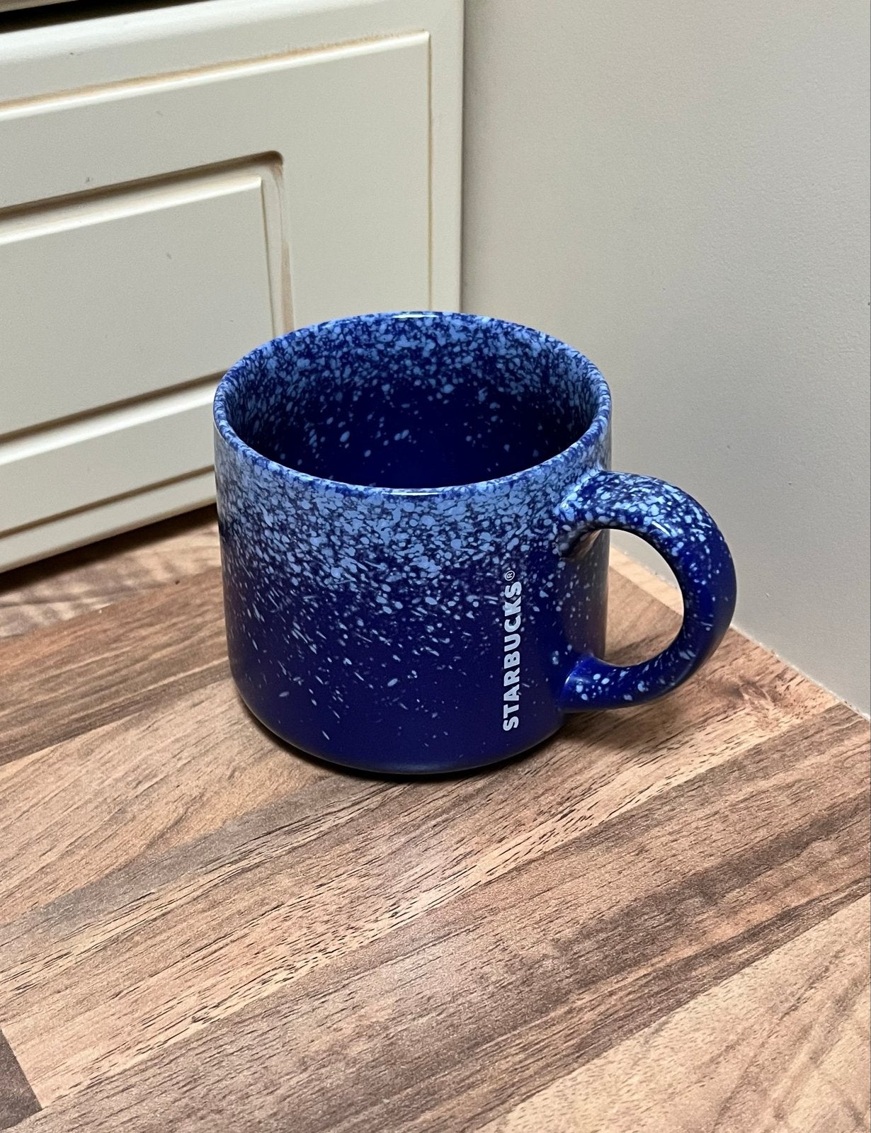 Starbucks mok uit 2001 - Nieuwstaat, Blauw, Nieuw, Ophalen of Verzenden, Steen/keramiek