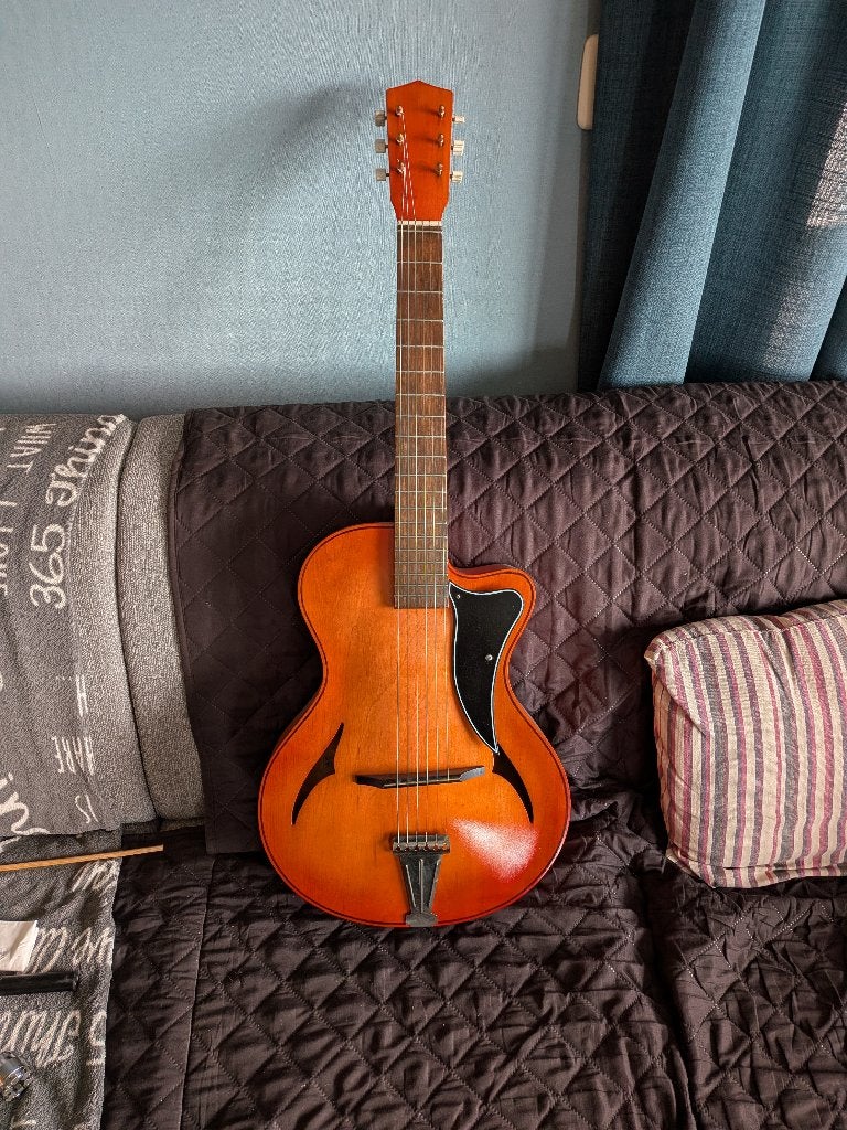 Famos Archtop uit 1950, Ophalen, Zo goed als nieuw, Western- of Steelstringgitaar