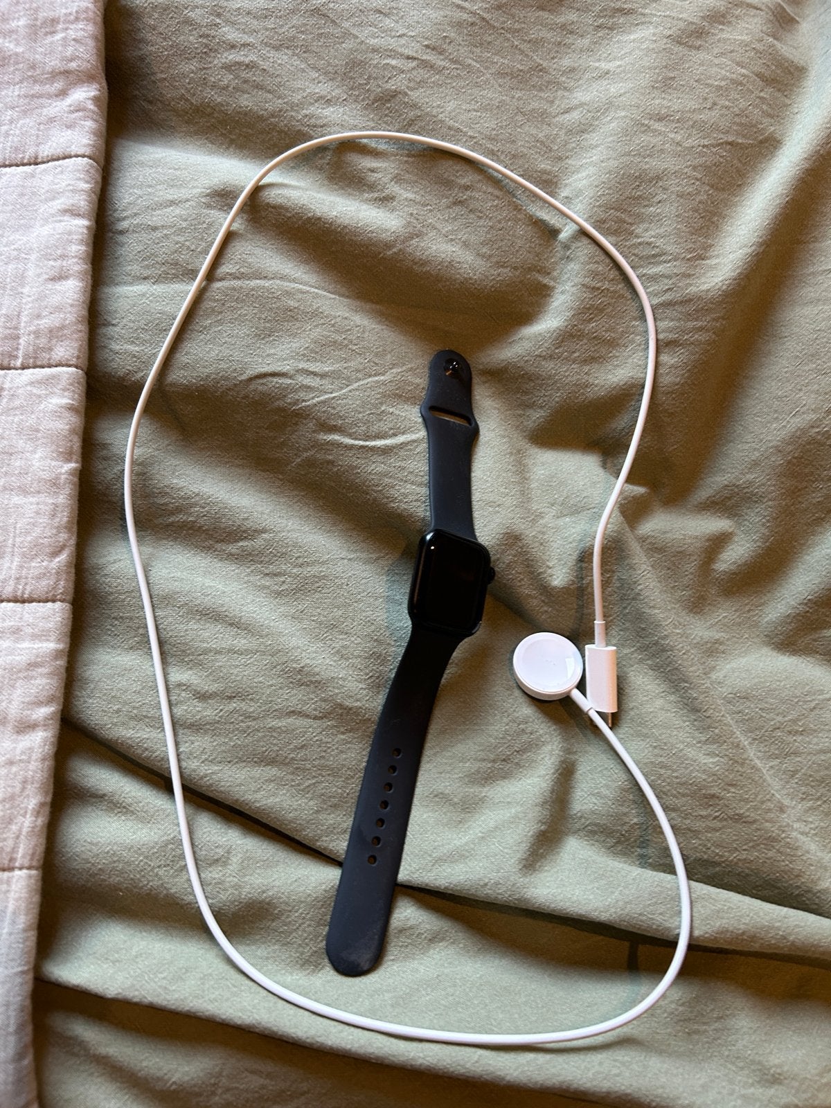 Apple Watch SE 2024 40mm Zwart met Oplader, Afstand, Zwart, IOS, Ophalen of Verzenden