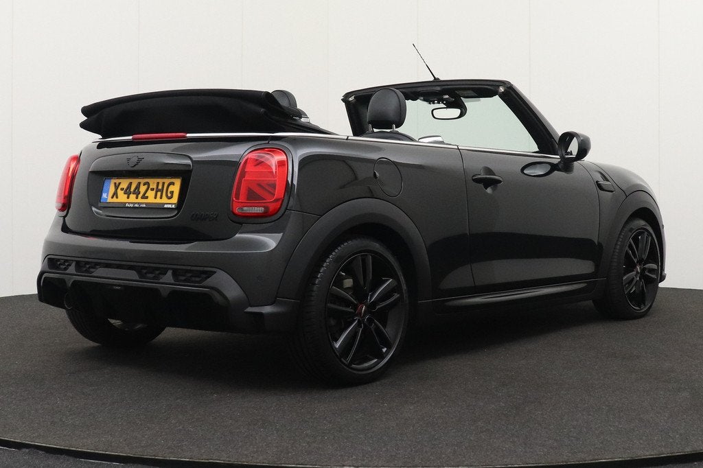 MINI Cabrio 136 PK Aut. Cooper JCW-Pakket Climate Leder Came, 136 pk, Gebruikt, 4 stoelen, Zwart