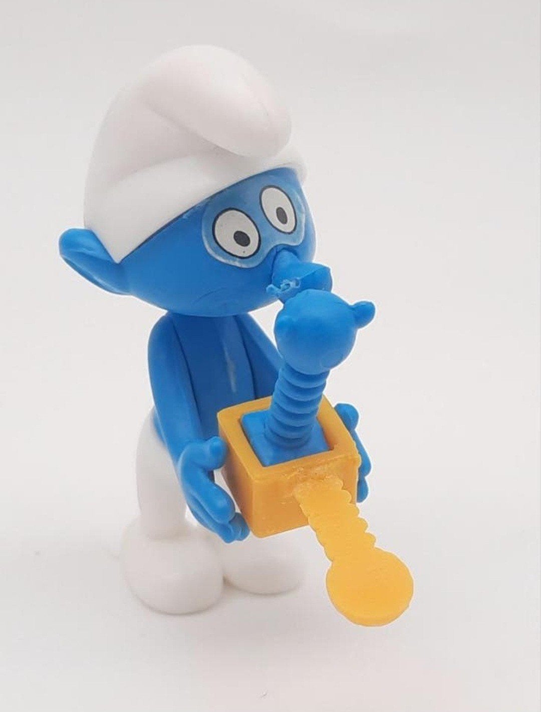 Verrassings Smurf Ferrero uit 1990, Ophalen of Verzenden, Zo goed als nieuw, Overige Smurfen, Poppetje, Figuurtje of Knuffel