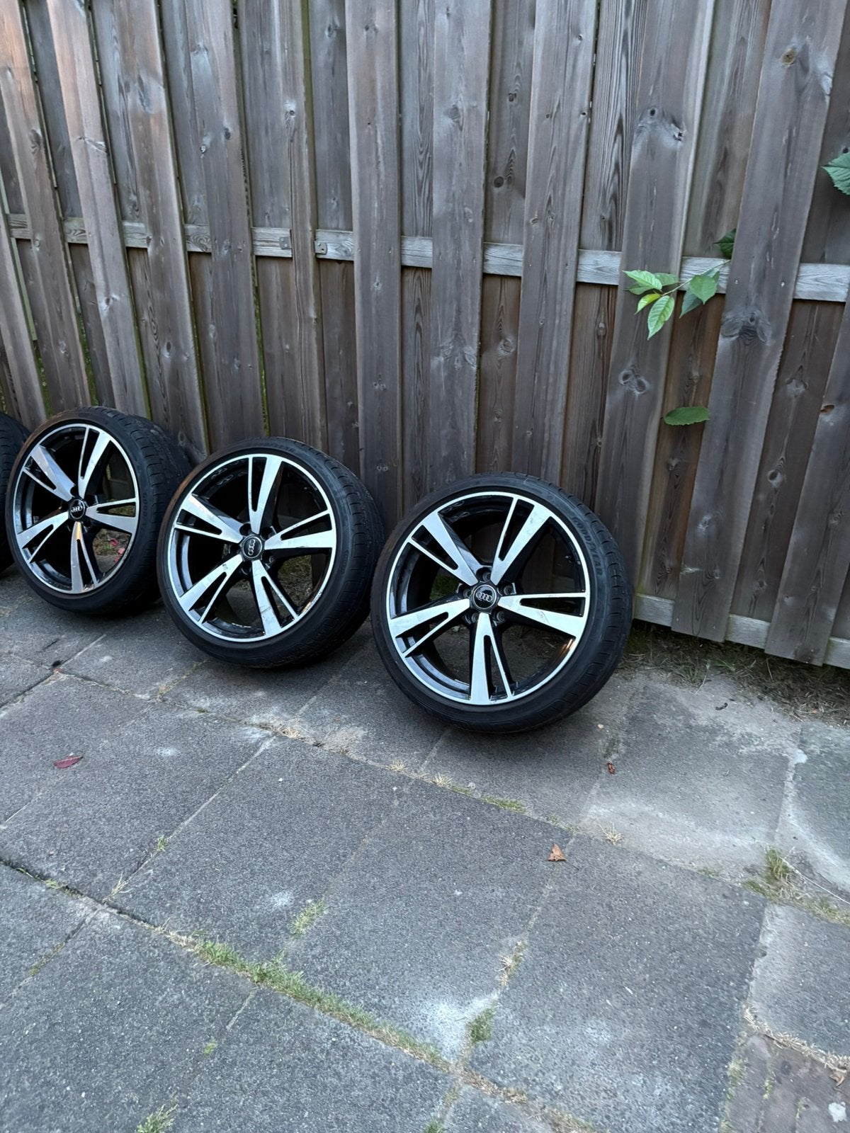 Audi A3/S3/RS3 blade velgen met banden, Auto-onderdelen, Gebruikt, Banden en Velgen, 235 mm, Personenwagen