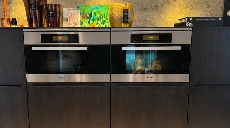 MIELE ovenset: combi magnetron/ oven + bijpassende stoomoven, Ophalen, 45 tot 50 cm, Hete lucht, Inbouw