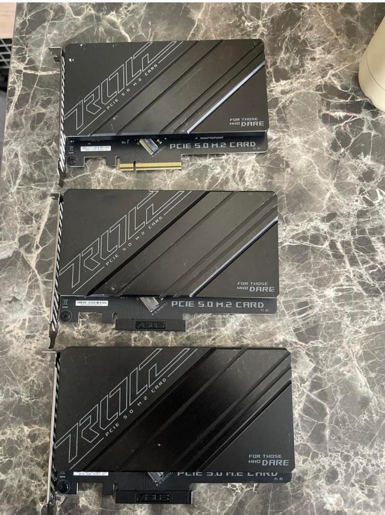 Drie stuks ASUS ROG PCIe 5.0 M.2 kaarten, Computers en Software, Harde schijven, ?, SSD, Ophalen of Verzenden, Zo goed als nieuw