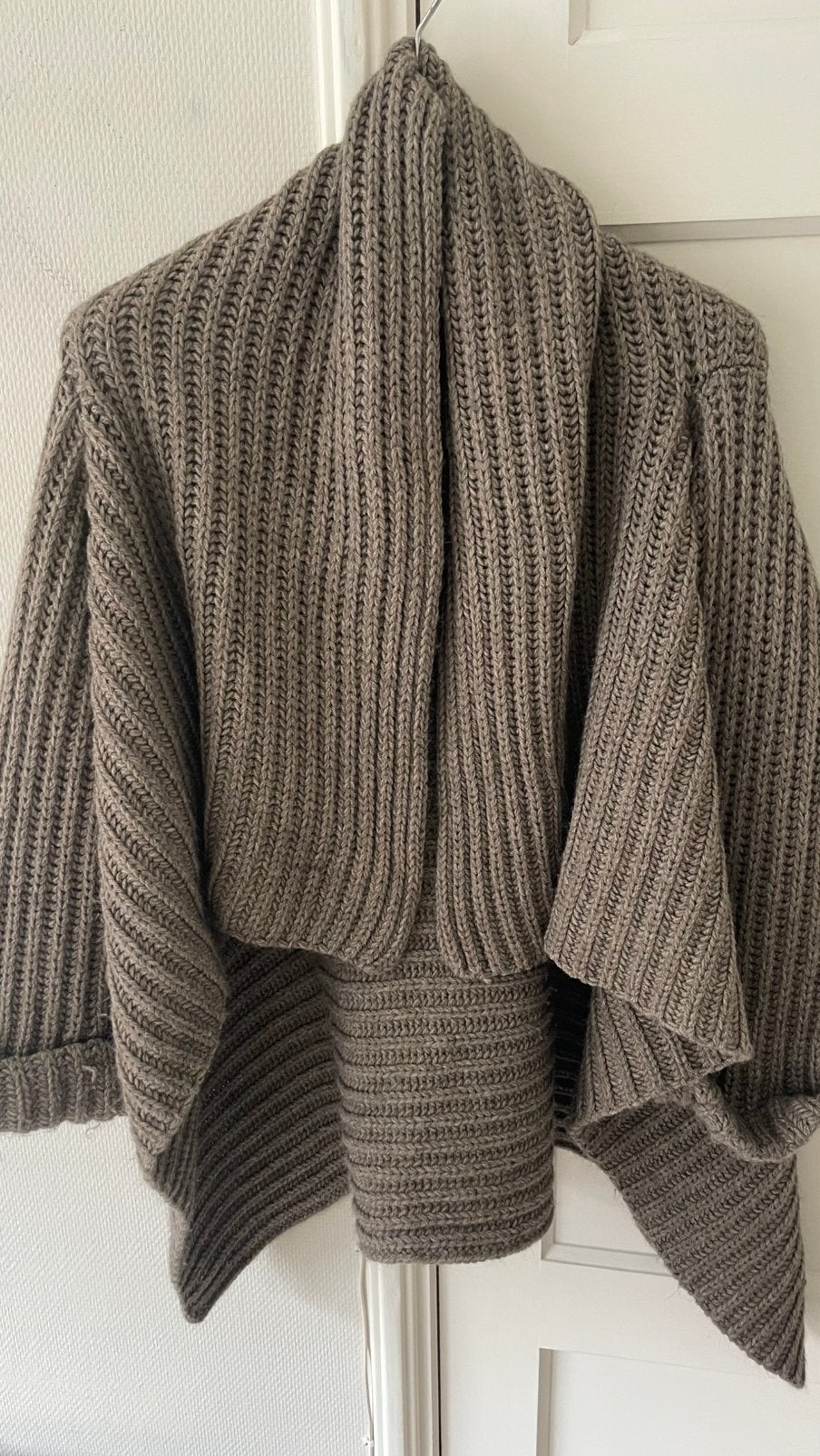 Te koop: vest, Barnett&Barnett, beige, maat M, Ophalen of Verzenden, Zo goed als nieuw, Maat 38/40 (M), Beige