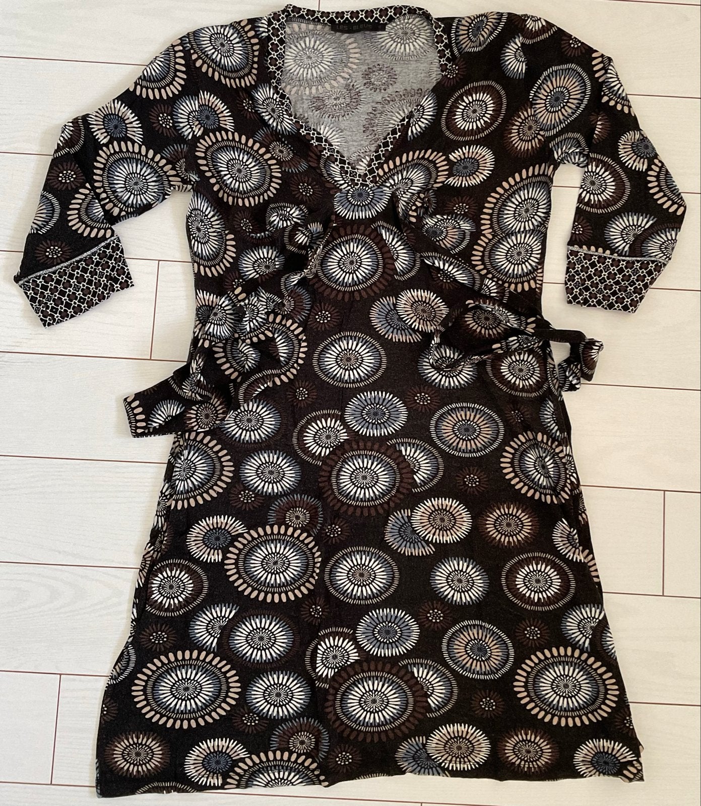 Les Bleus jurk maat 42, Kleding | Dames, Meerkleurig, Maat 42/44 (L), Ophalen of Verzenden, Gedragen