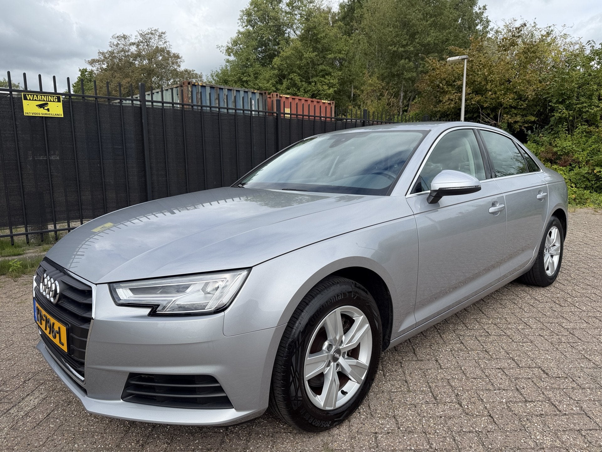 Audi A4 Limousine 1.4 TFSI Pro Line 6 Versn Clima/Navi/Cruis, Auto's, Voorwielaandrijving, Stof, Gebruikt, 4 cilinders