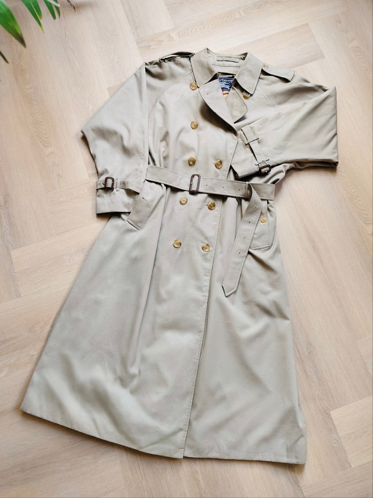 Vintage lange trenchcoat van Burberry, maat 18, extra lang, Maat 52/54 (L), Verzenden, Beige, Zo goed als nieuw