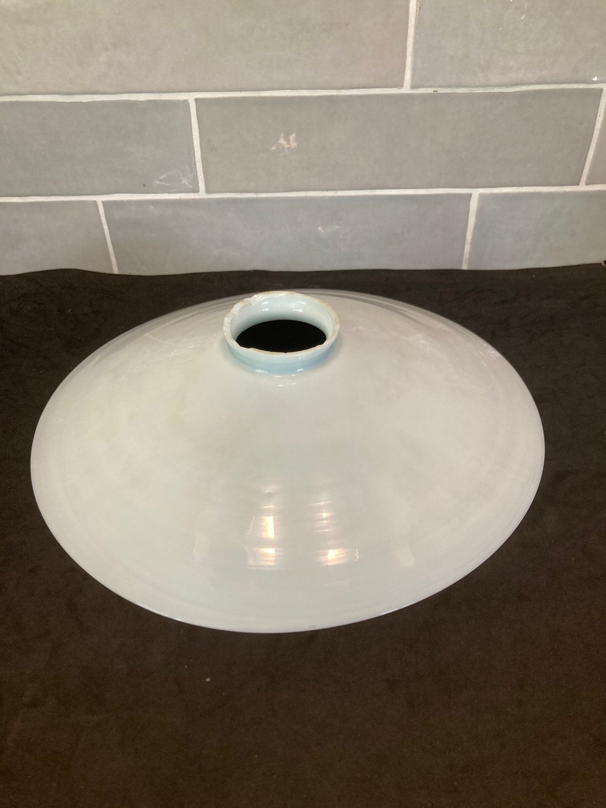 Antiek  lampenkapje van melkglas (090625), Huis en Inrichting, Lampen | Lampenkappen, Ophalen of Verzenden, Zo goed als nieuw