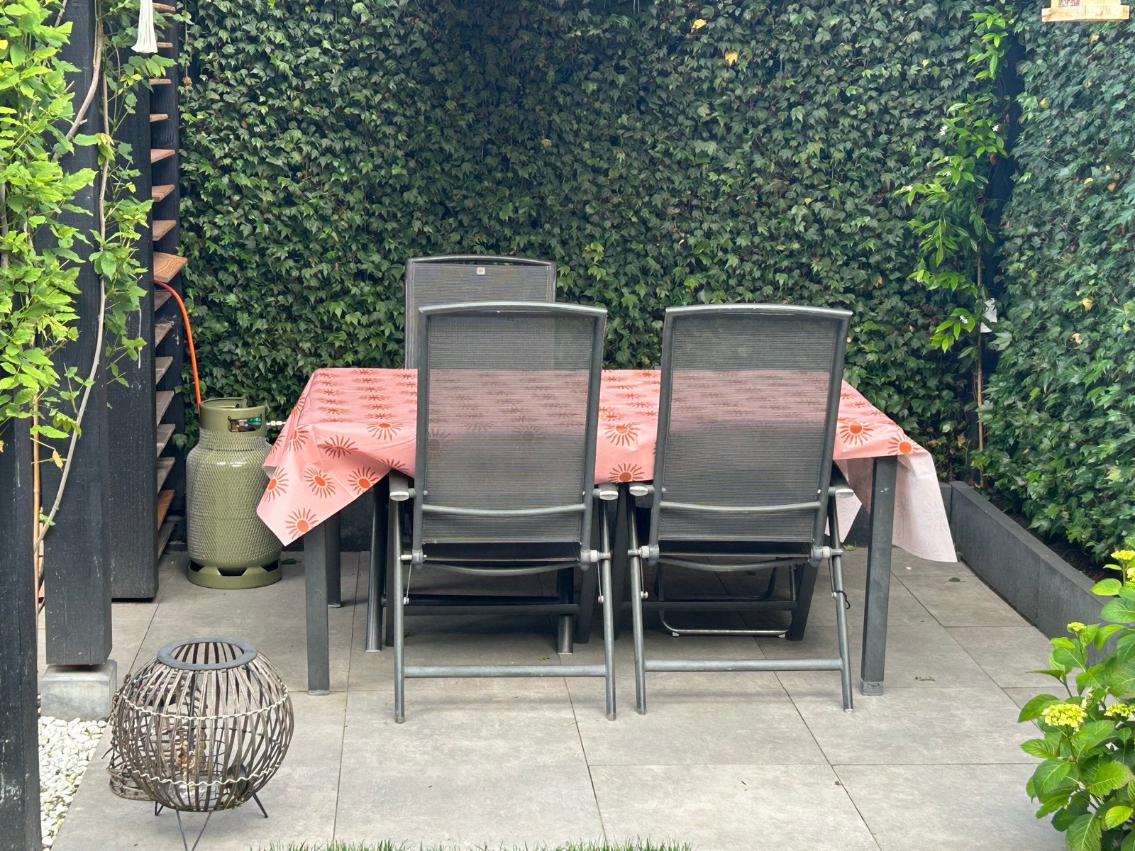 Tafel met 3 stoelen - Gratis af te halen, Tuin en Terras, Tuintafels, Ophalen, Gebruikt, Rechthoekig, Metaal
