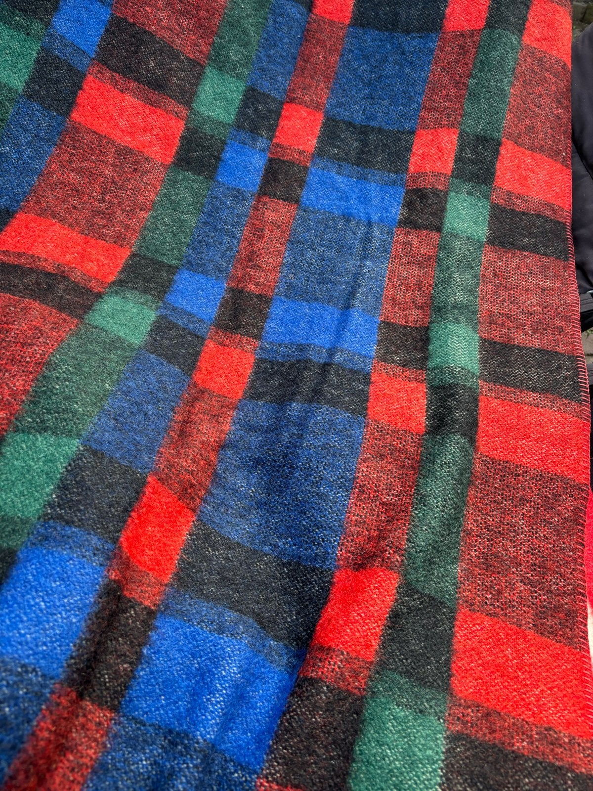 Vintage Hatéma Deken van Zuiver Scheerwol - Geruit, Gebruikt, Meerkleurig, Ophalen of Verzenden, Deken of Dekbed
