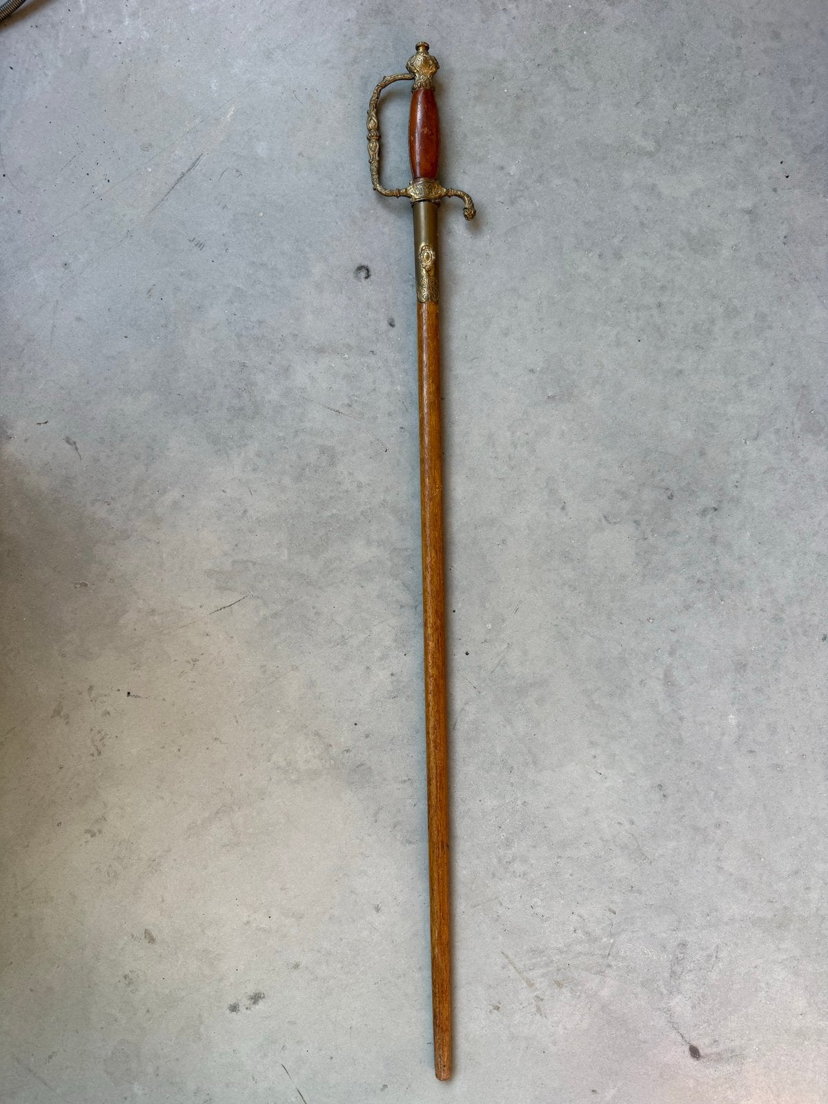 Antieke degen met houten schede - Decoratief zwaard, Ophalen