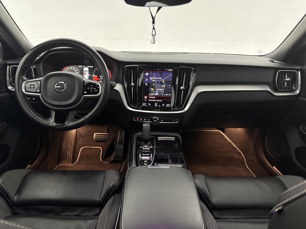 Volvo S60 2.0 Recharge T6 AWD R-Design | Pano | Memory | Vir, Automaat, Gebruikt, Euro 6, 4 cilinders