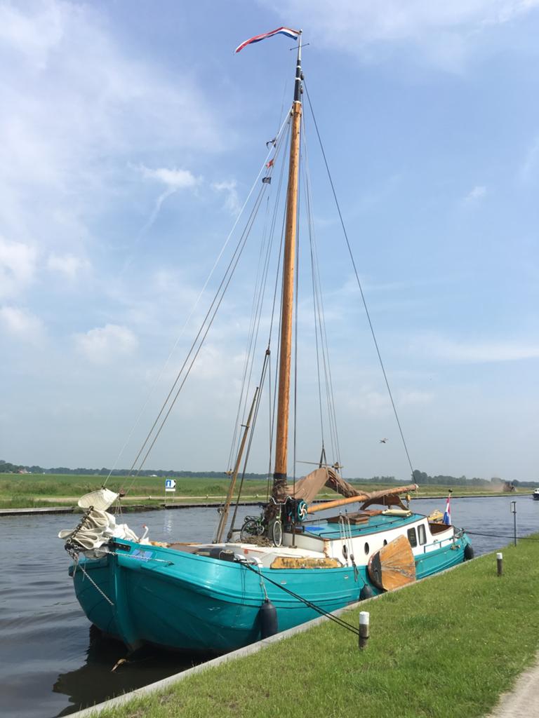 Skutsje van 15 mtr uit 1900, Ophalen, Gebruikt, Binnenboordmotor, 15 m