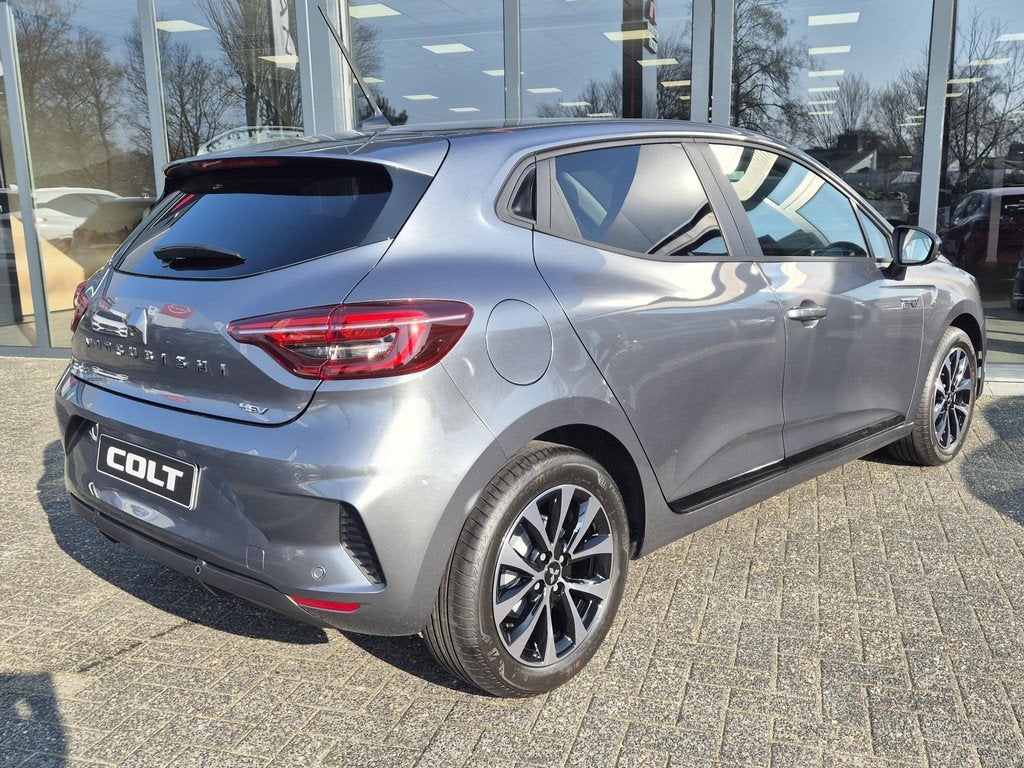 Mitsubishi Colt 1.6 HEV Intense | Nieuw en nu direct leverba, Auto's, Mitsubishi, 94 pk, Stof, 4 cilinders, Met garantie (alle)