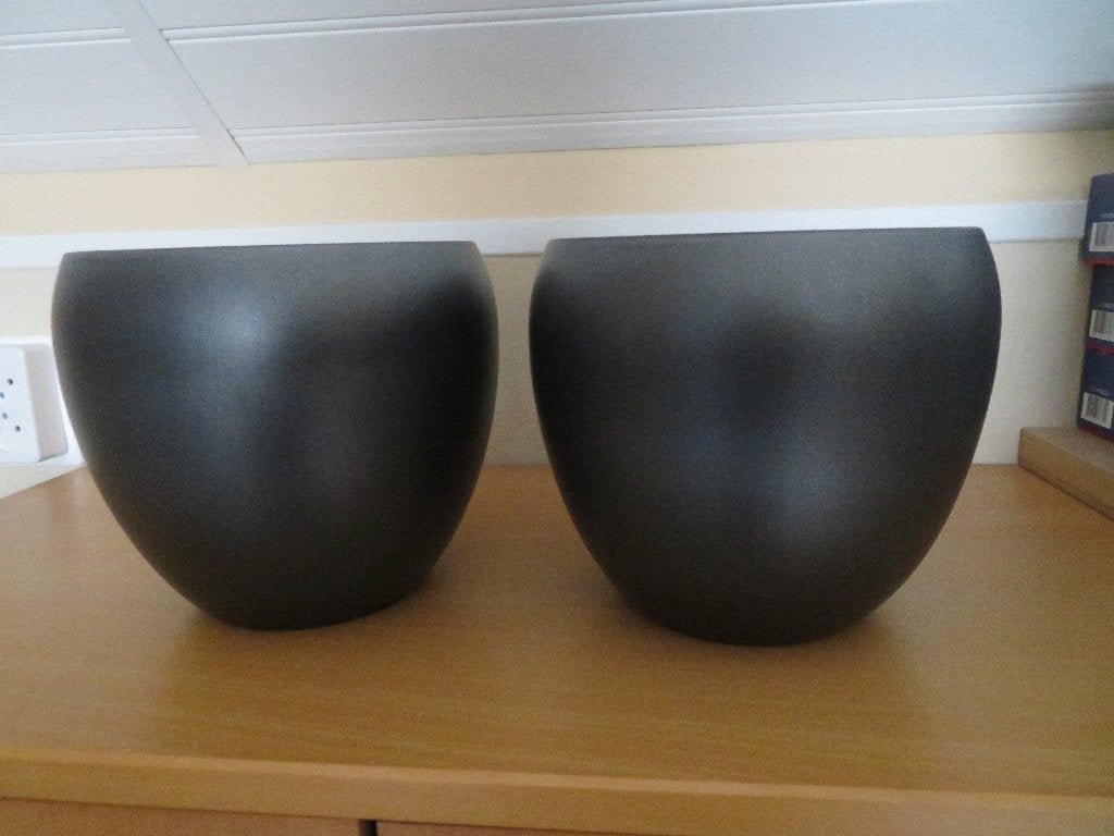 2 grijze bloempotten, Gebruikt, Rond, Binnen, Ophalen of Verzenden