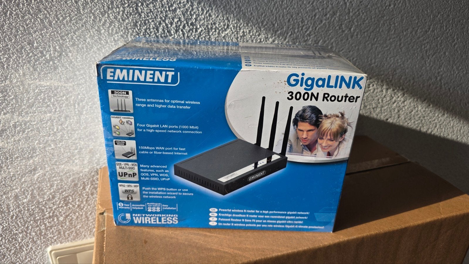 Eminent GigaLINK 300N Router - Krachtige draadloze N router, Ophalen of Verzenden, Nieuw, Router, Eminent