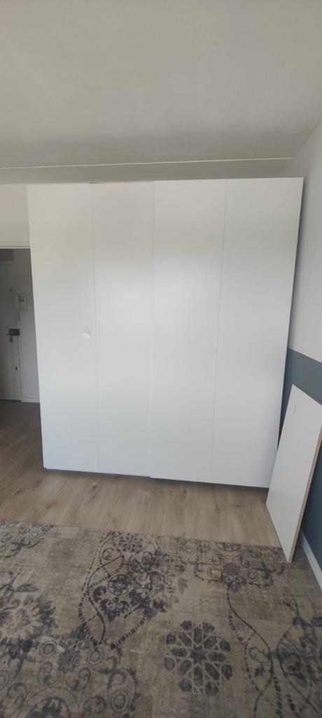 Witte kledingkast met schuifdeuren, Huis en Inrichting, Ophalen, Gebruikt, 200 cm of meer, Modern