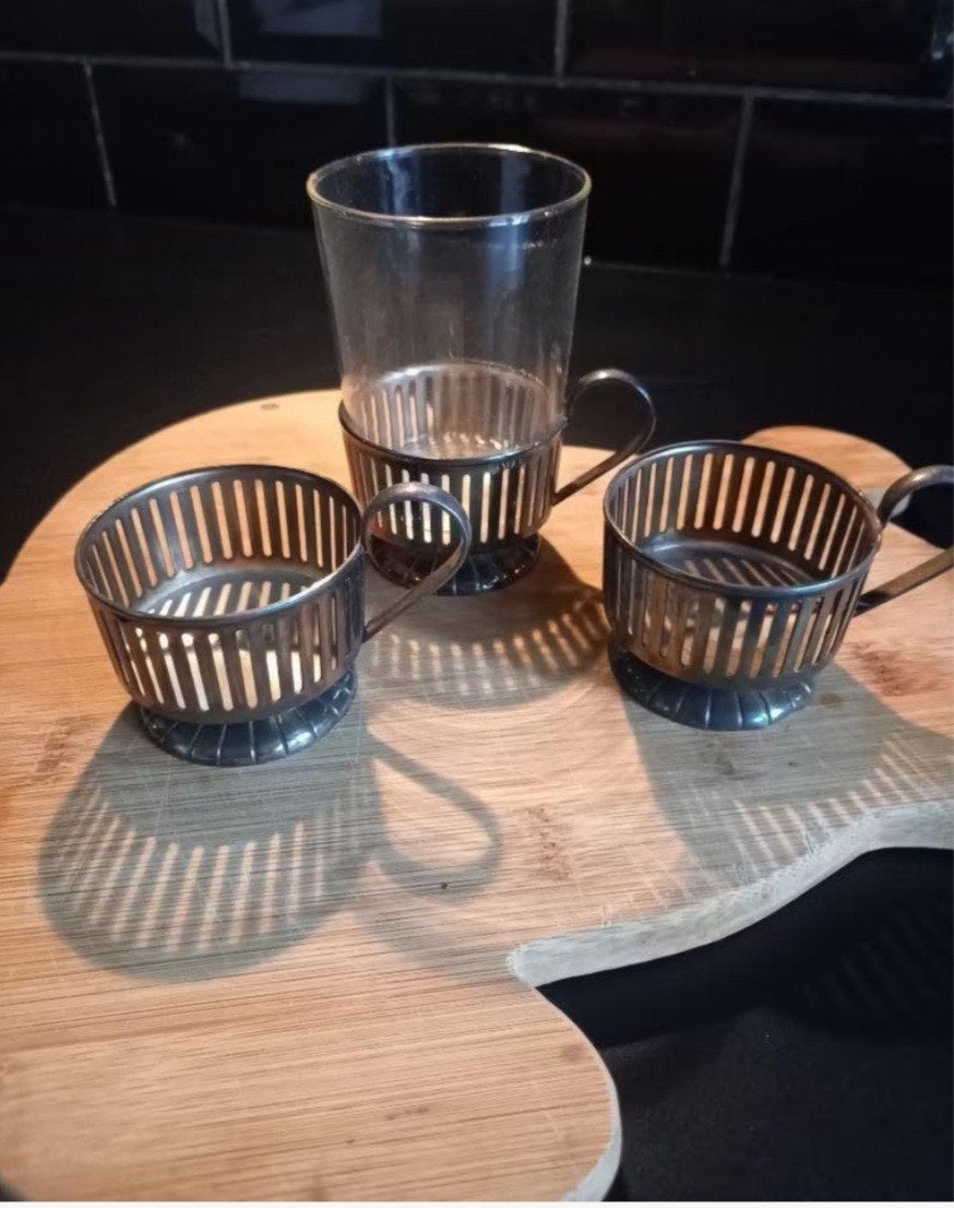 3 Verzilverde Theeglashouders van Douwe Egberts met Lepels, Ophalen of Verzenden, Zo goed als nieuw, Metaal, Theepot