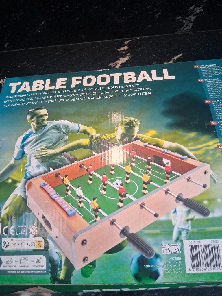 voetbaltafel, Ophalen, Zo goed als nieuw
