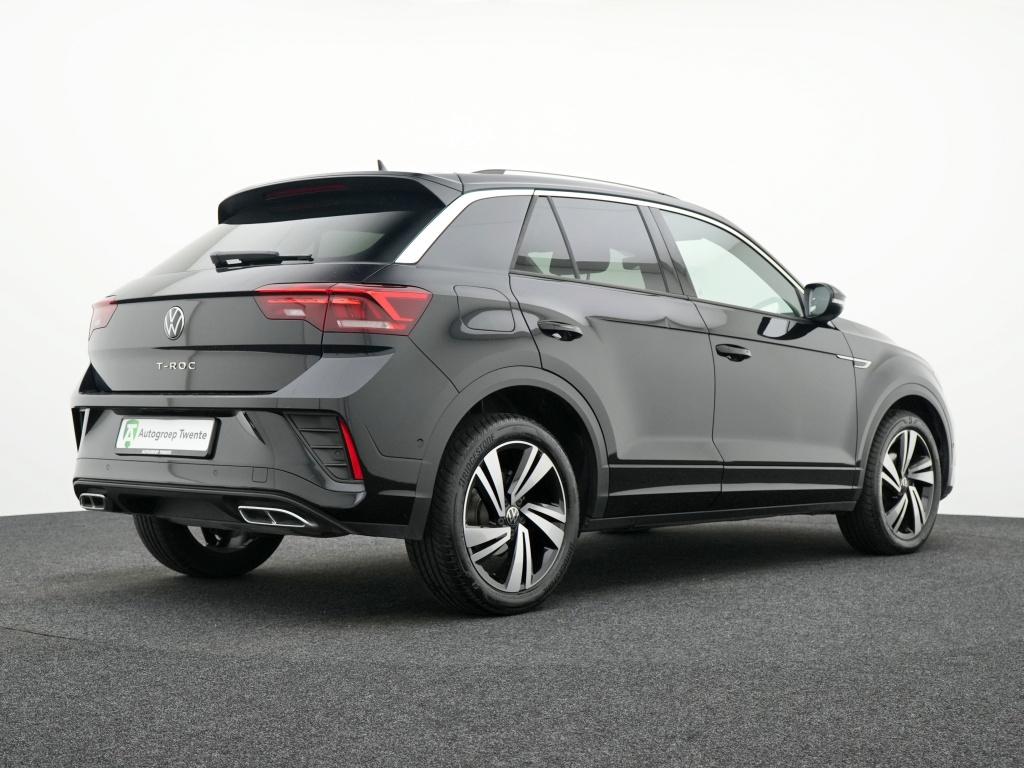 Volkswagen T-Roc 1.5 TSI R-Line | ACC | Private lease 584 pm, Stof, 4 cilinders, 150 pk, Zwart