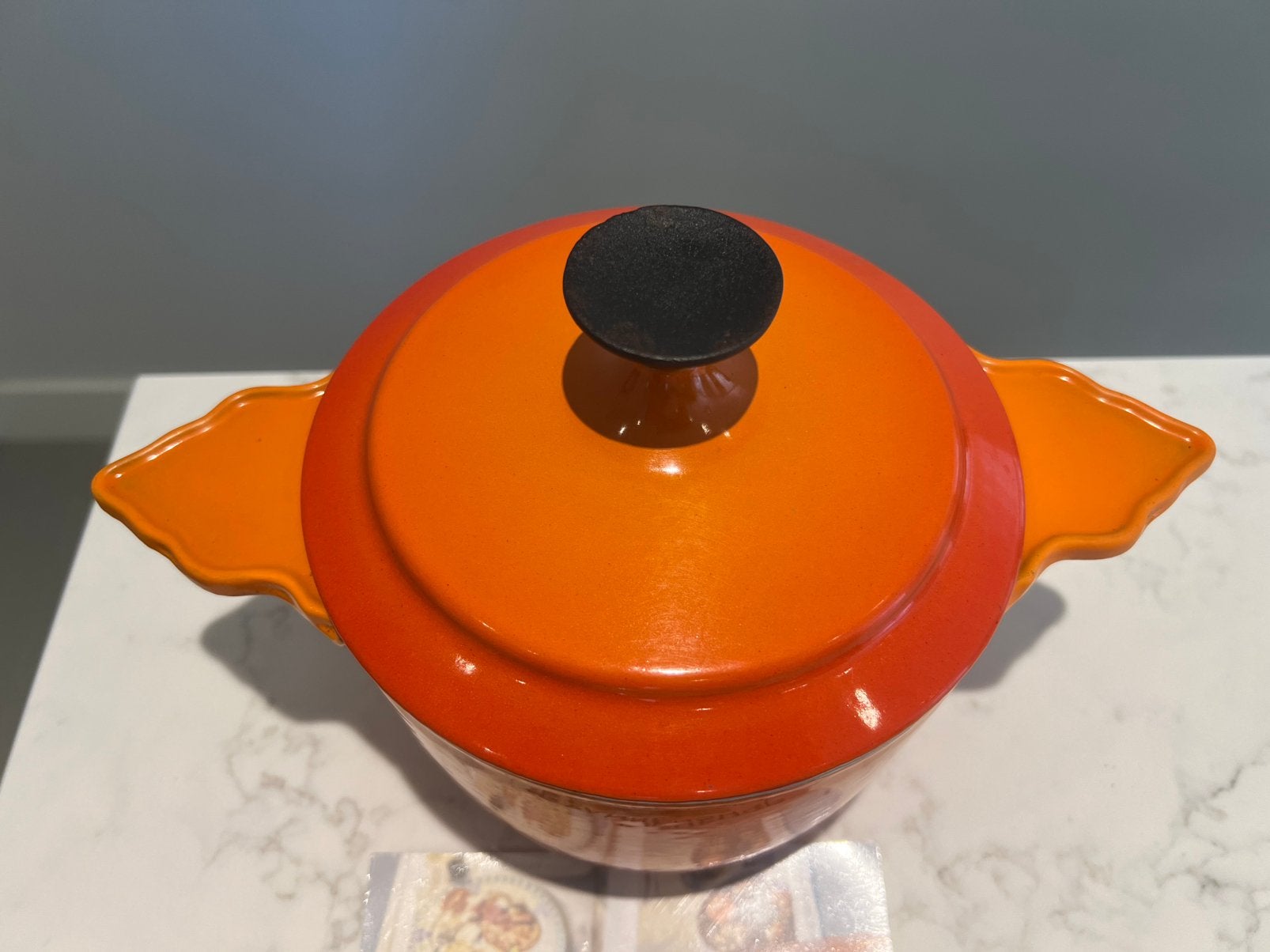 Gietijzeren Cousances Angel wings of Bat wings pan, Ophalen of Verzenden, Zo goed als nieuw, Met deksel, Le Creuset