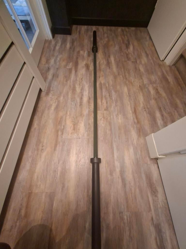 Barbell 20 kg nieuw, Sport en Fitness, Ophalen, Nieuw, Halterstangen
