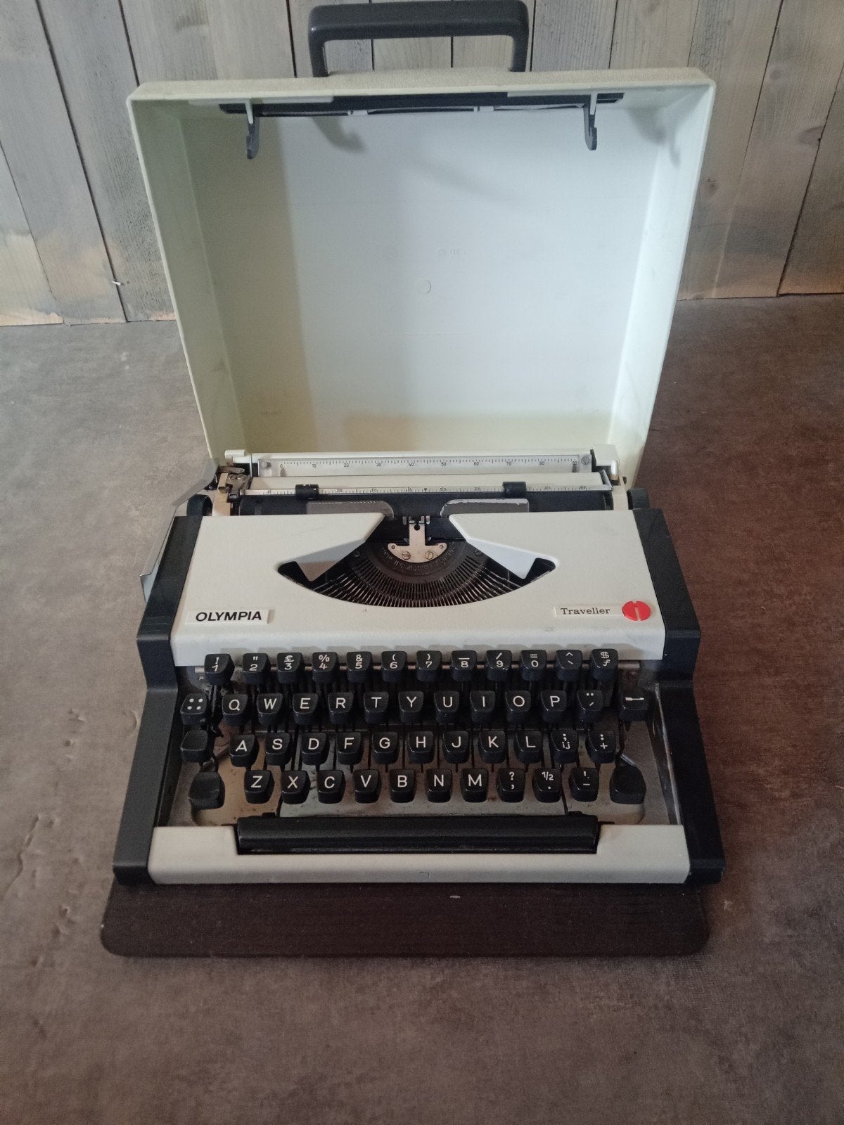Olympia traveller typemachine, Diversen, Typemachines, Ophalen