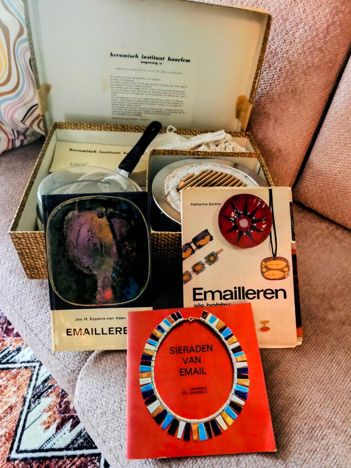 Complete Emailleren Set - Keramisch Instituut Haarlem, Antiek en Kunst, Ophalen of Verzenden