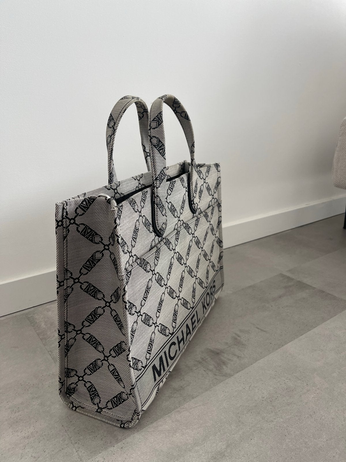 Michael Kors Shopper Tas - Zo goed als nieuw, Sieraden, Tassen en Uiterlijk, Tassen | Damestassen, Ophalen of Verzenden, Zo goed als nieuw