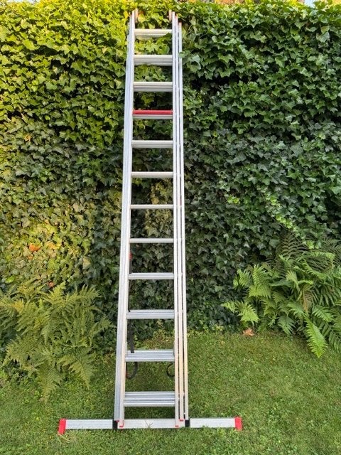 Altrex All Round Ladder met 3x12 treden, Ophalen, Zo goed als nieuw, Ladder, Opvouwbaar of Inschuifbaar