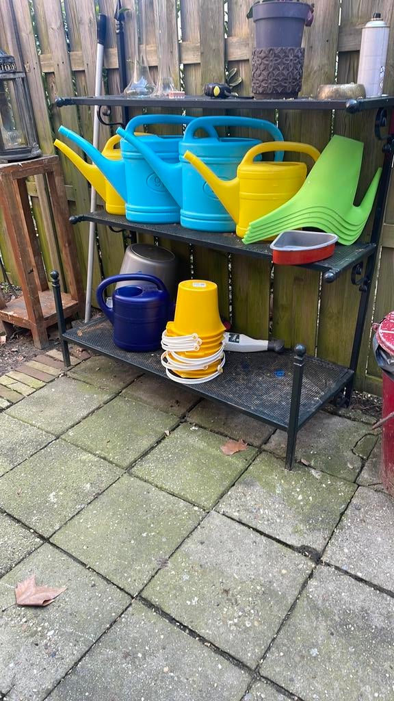 10 gieters en 8 emmertjes, Ophalen of Verzenden, Zo goed als nieuw, Kunststof