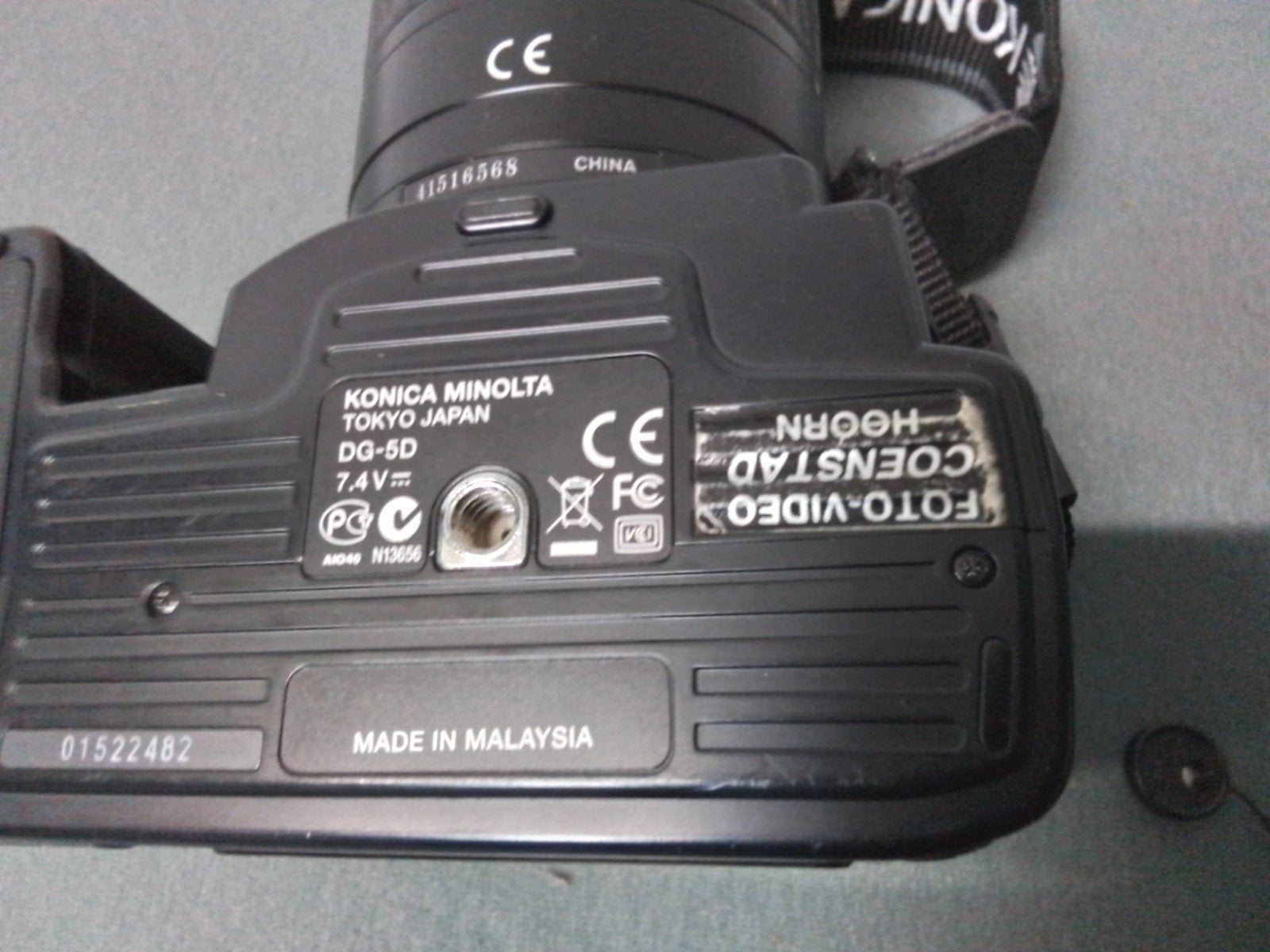 Foto 9 van Minolta AF 75-300mm f/4.5-5.6 Telelens voor Sony A-mount