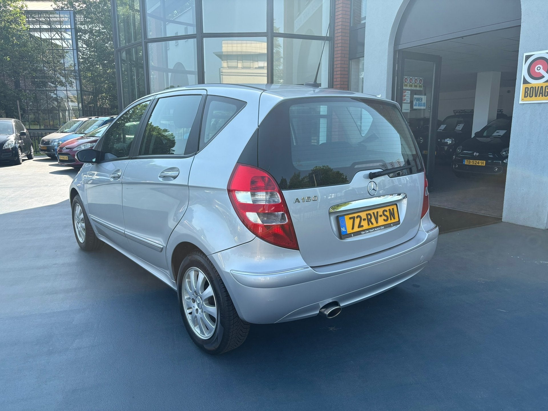 Mercedes-Benz A-klasse 150 Elegance NIEUWSTAAT AIRCO LMV, Auto's, Voorwielaandrijving, 400 kg, 49 €/maand, Origineel Nederlands
