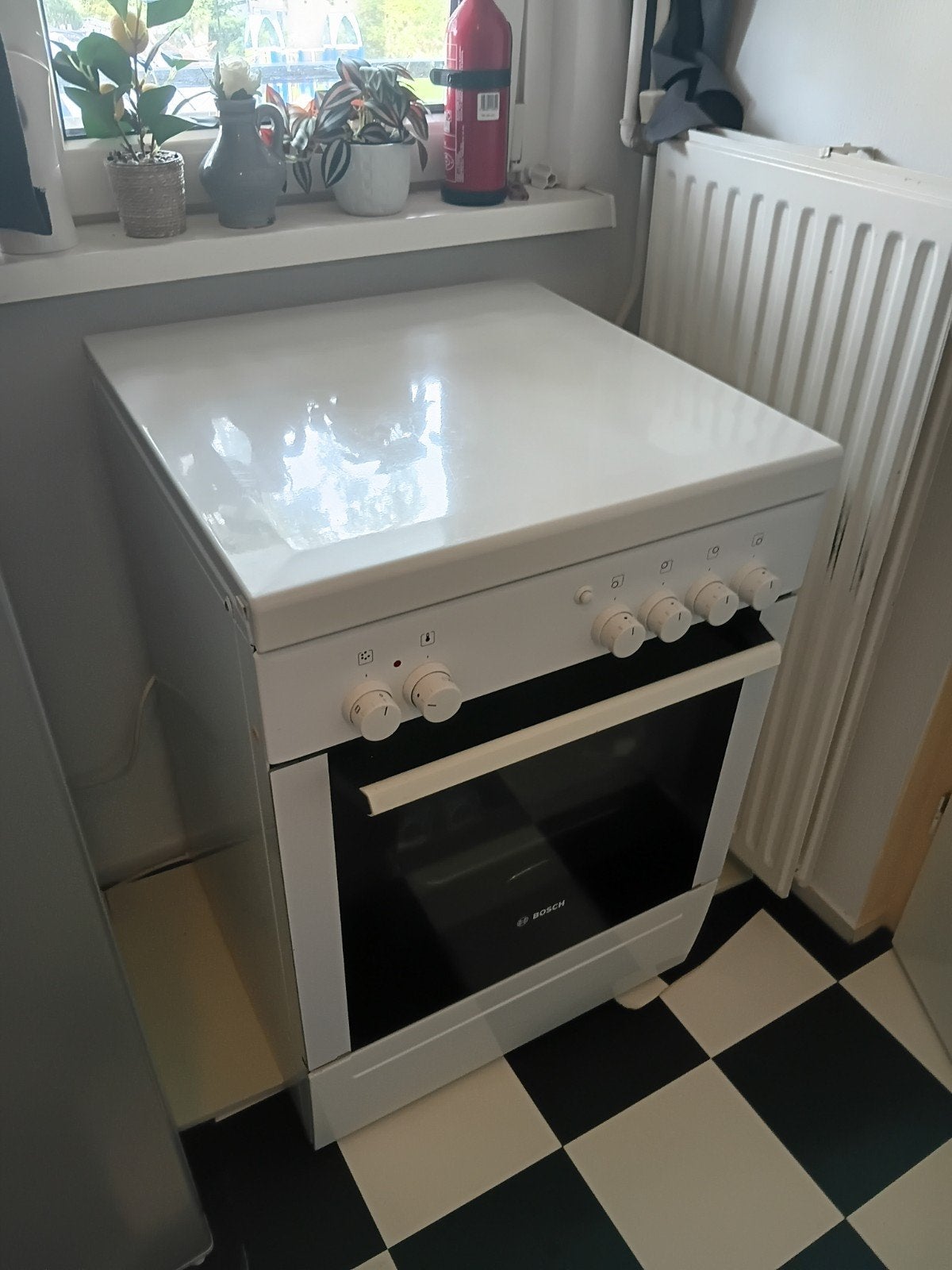 Bosch oven met gasfornuis - Zo goed als nieuw, Ophalen, 4 kookzones, Zo goed als nieuw, Gas