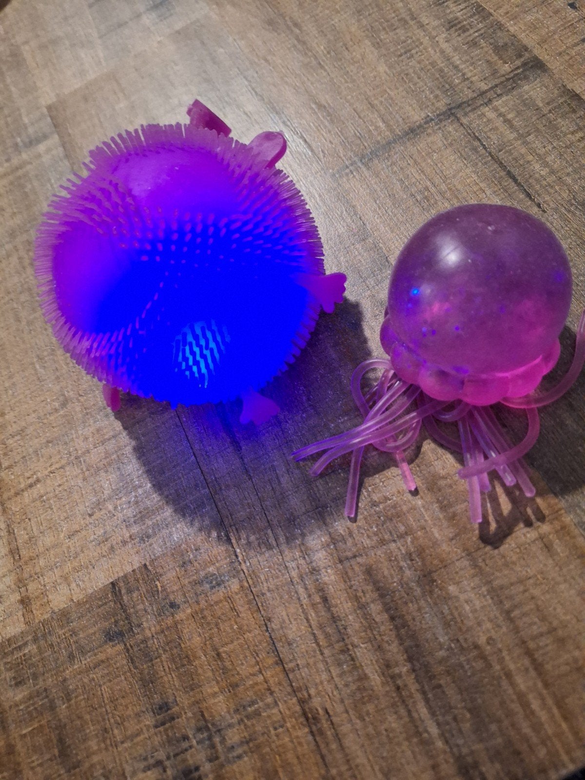 Squishy setje: lichtgevende stressbal en kwal, Ophalen of Verzenden, Gebruikt, Jongen of Meisje