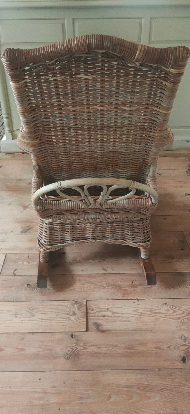 Vintage rieten schommelstoel, Huis en Inrichting, Ophalen, Gebruikt, Bruin, Riet of Rotan