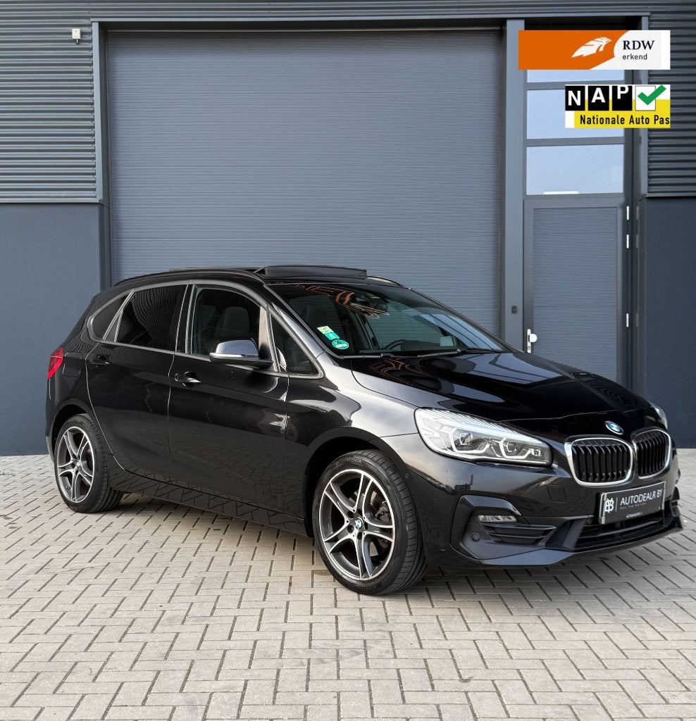BMW 2-Serie Active Tourer 220i Aut/92.156 KM/Pano/Keyless/DO, 1998 cc, Leder en Stof, Zwart, Bedrijf