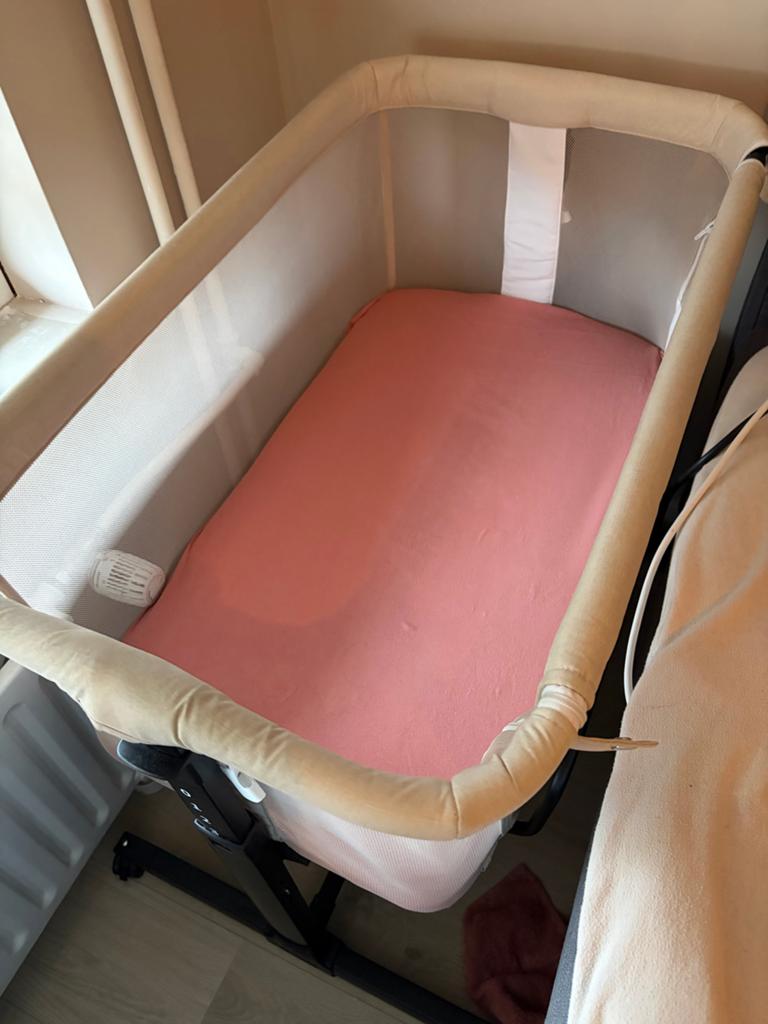 MamaLoes Noé Beige Co-Sleeper - Z.g.a.n., Ophalen, Zo goed als nieuw, Wieg