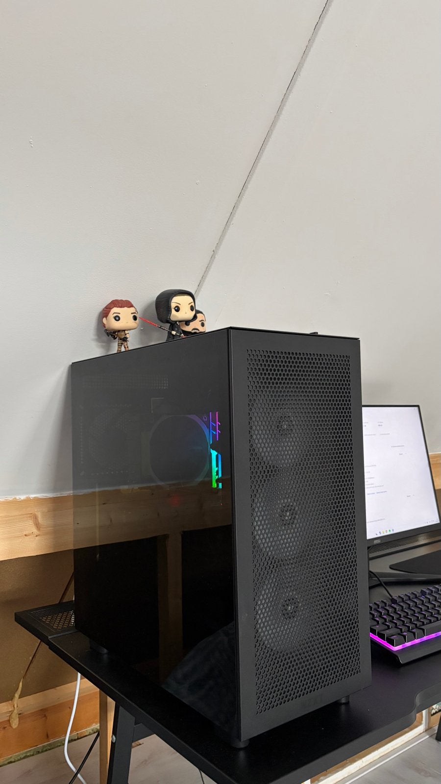 Gaming PC met AMD Ryzen 7 5800X3D en RTX 5060 Ti, Ophalen, Zo goed als nieuw, Gaming, SSD