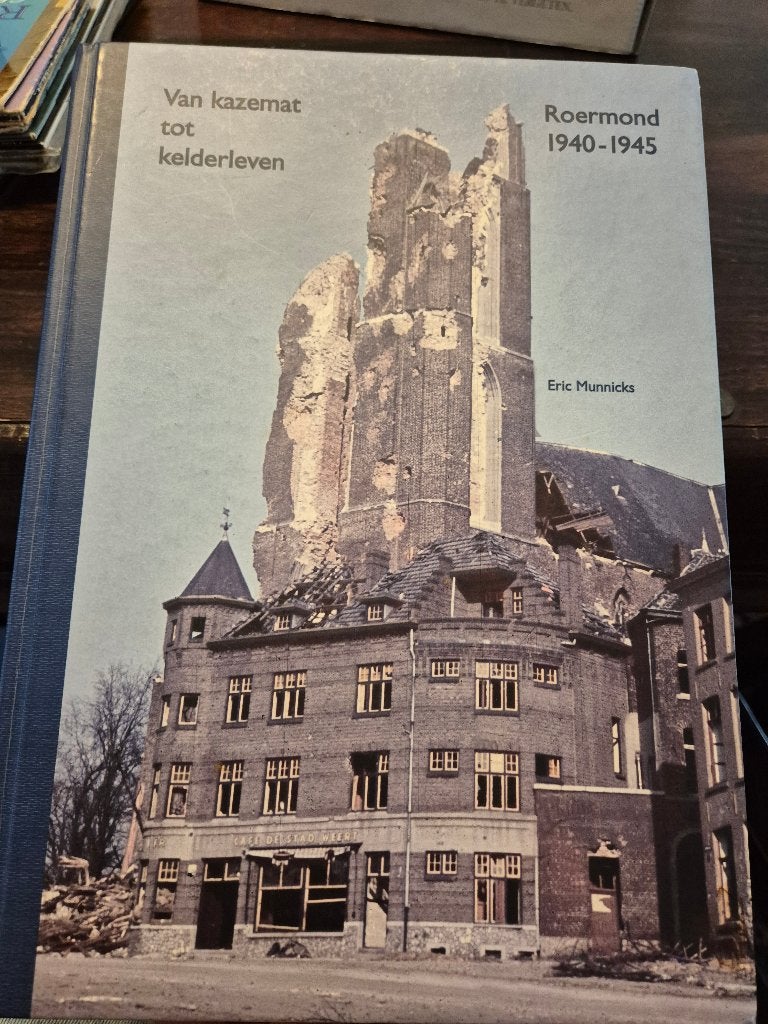 Boek roermond, Ophalen, 19e eeuw, Zo goed als nieuw, Eric munnicks