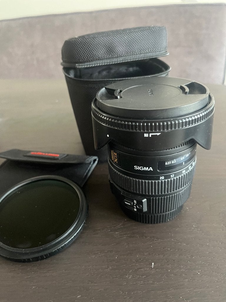 Groothoeklens sigma 10. - 20 mm, Ophalen, Zo goed als nieuw, Groothoeklens