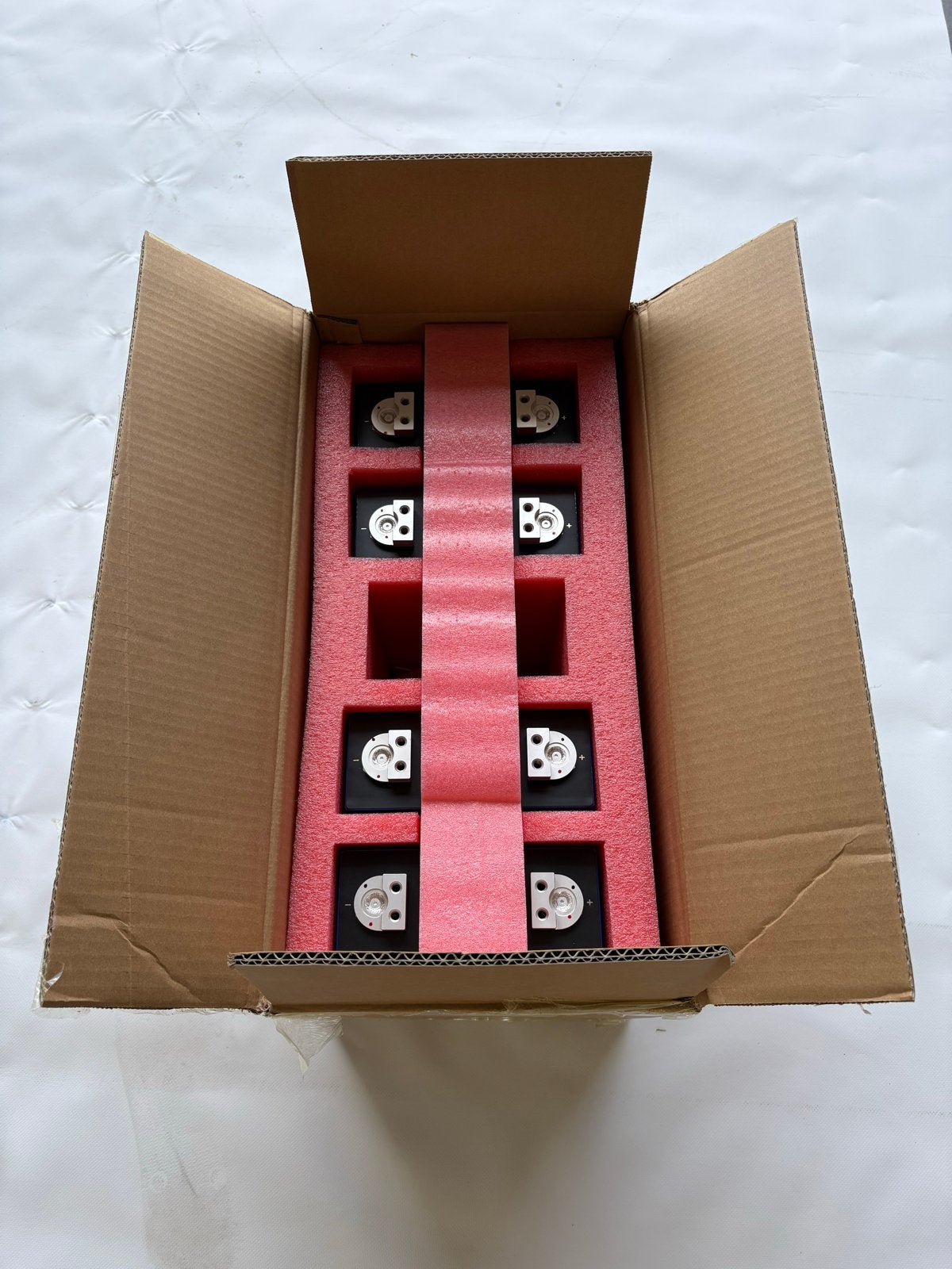 EVE MB31 lifepo4 Batterij Grade A Dubbele Aansluiting, Ophalen, Nieuw