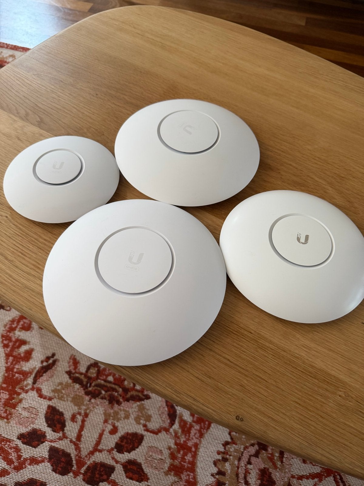 Ubiquiti UniFi Access Points (2x U6-LR, U6-Lite, AP-AC-Pro), Computers en Software, Accesspoints, Ophalen of Verzenden, Gebruikt