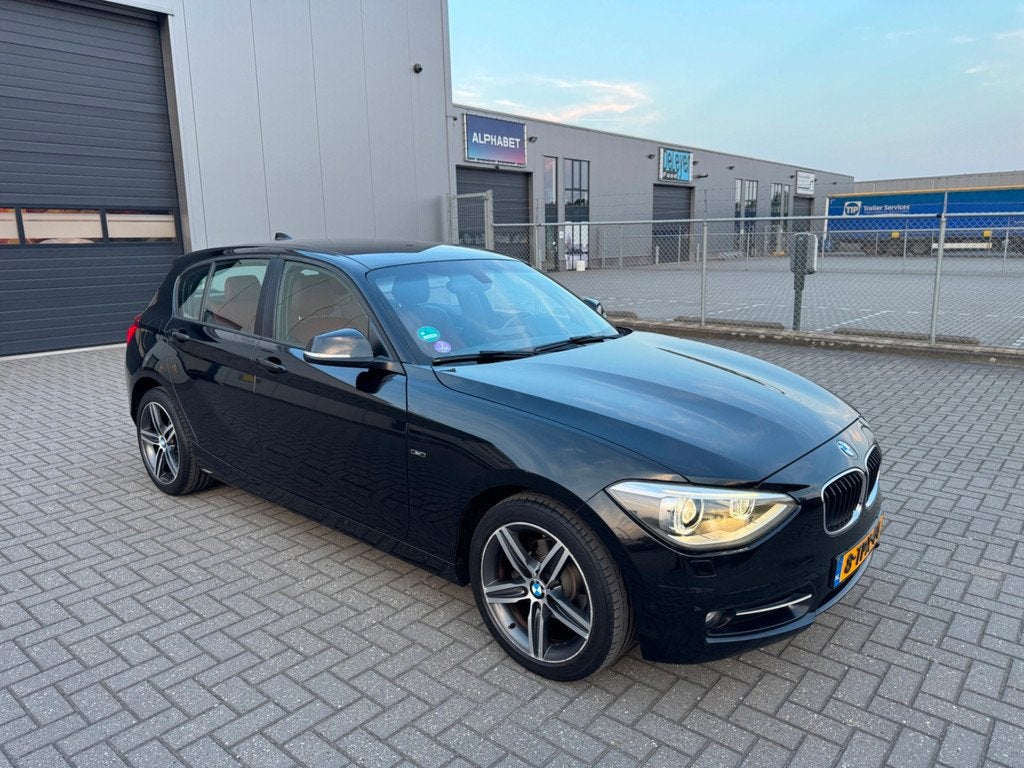 BMW 1-serie 116i Executive, Auto's, BMW, 12 maanden, Gebruikt, 4 cilinders, Start-stop-systeem
