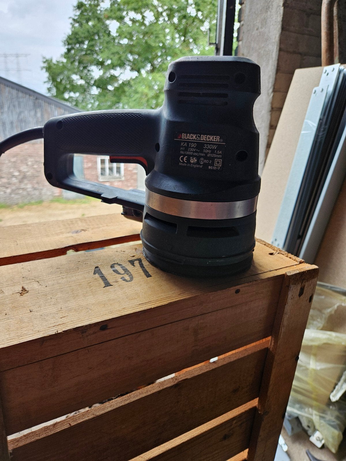 Black & Decker  excentrische schuurmachine, Ophalen, Gebruikt, Minder dan 600 watt, Excentrische schuurmachine