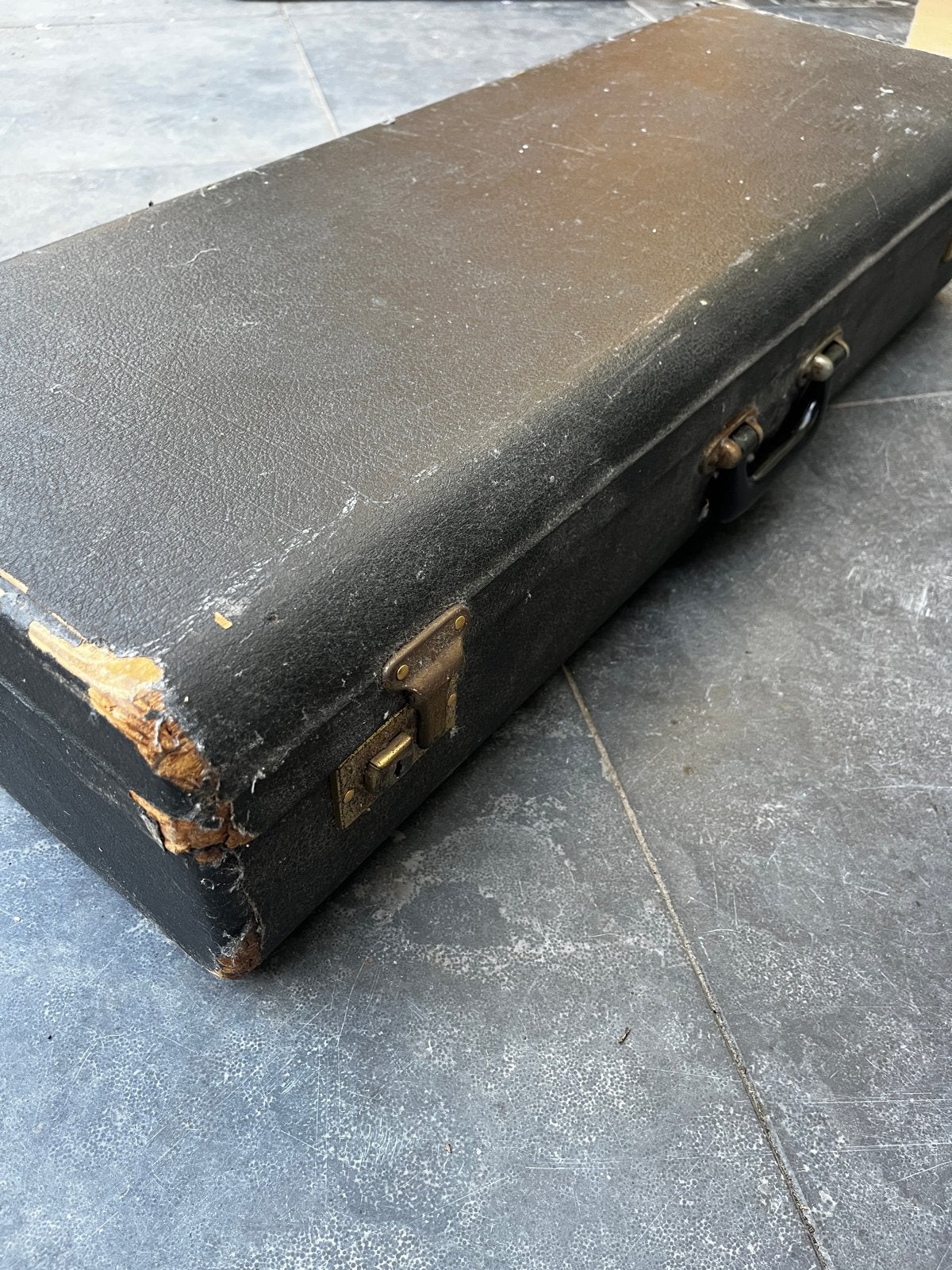 Oude houten saxofoon koffer - Tenor (ca. 75x30x20 cm), Ophalen of Verzenden, Gebruikt, Saxofoon