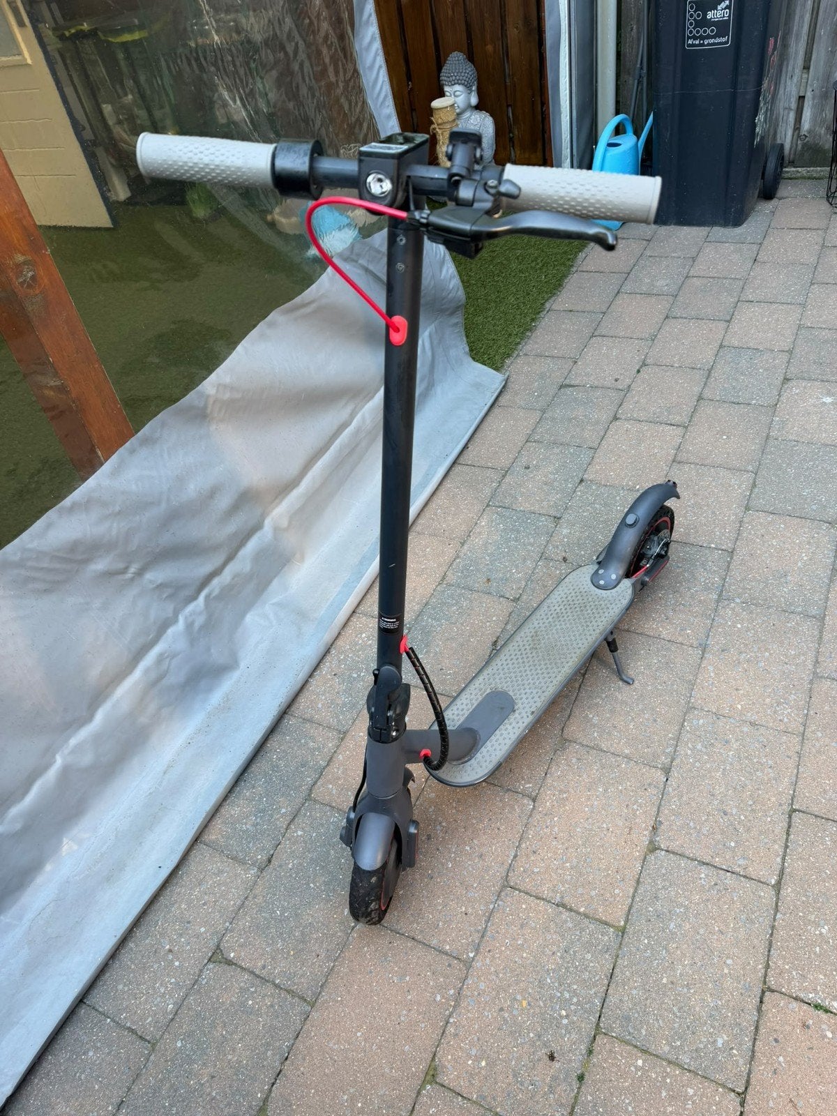 Elektrische step met oplader - Goede staat, Ophalen, Gebruikt, Elektrische step (E-scooter), Onbekend