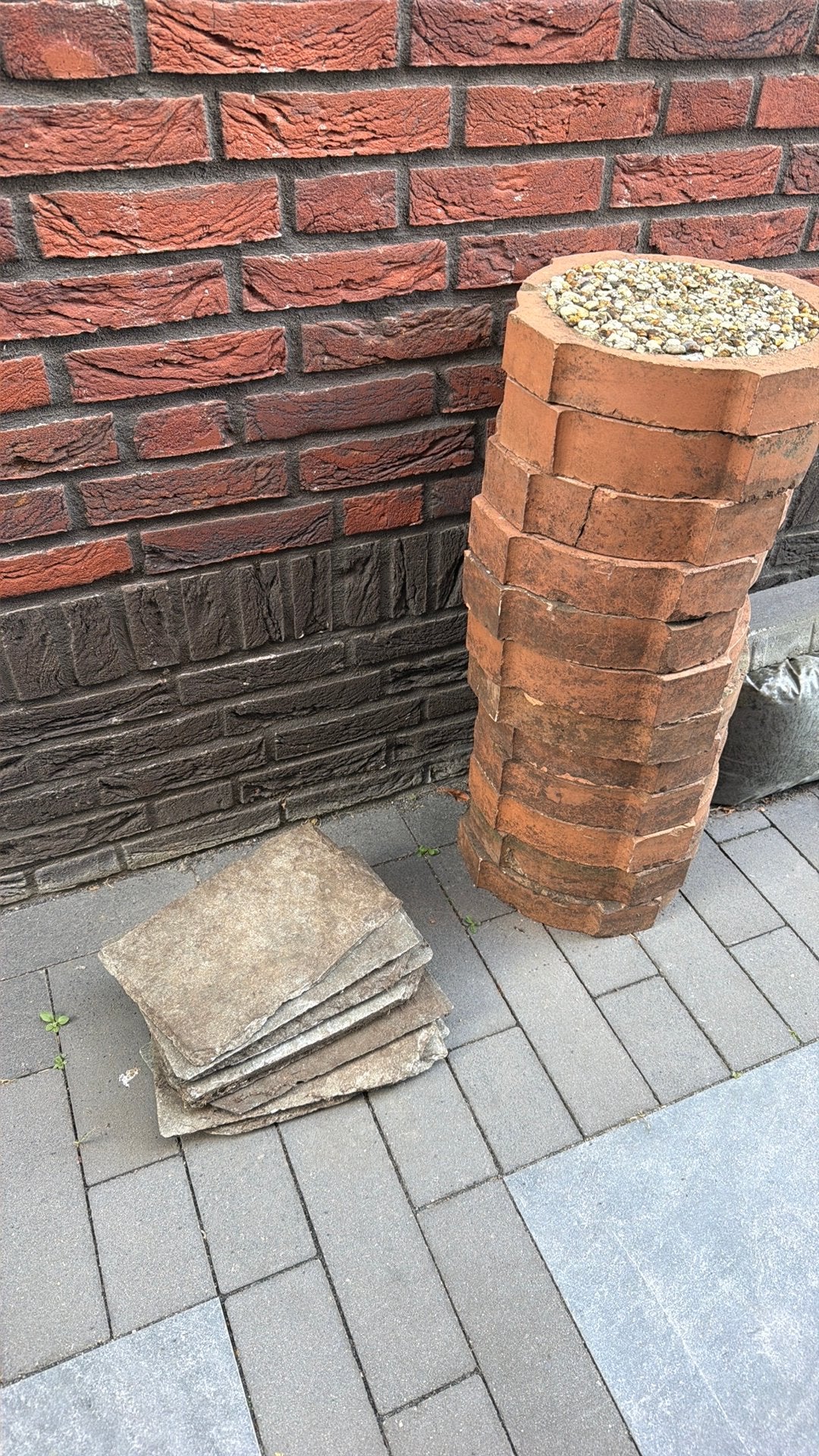 GRATIS staptegels, ijzer met grint, allen nog heel, Tuin en Terras, Ophalen, Beton, Overige typen